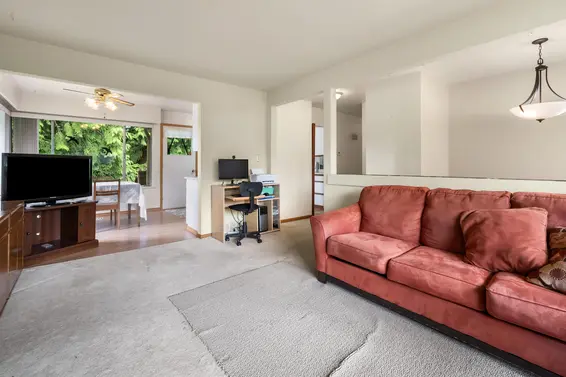 628 East St. James Road, North Vancouver For Sale - image 10