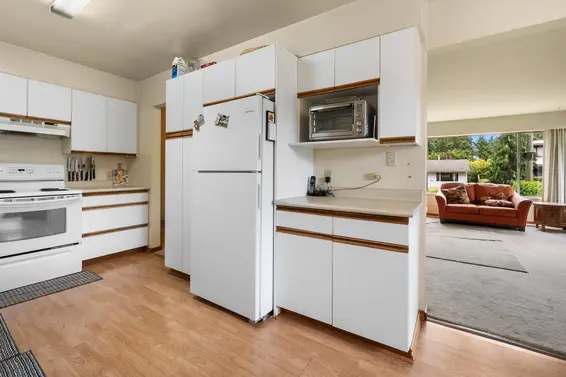 628 East St. James Road, North Vancouver For Sale - image 13
