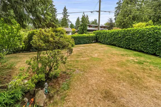 628 East St. James Road, North Vancouver For Sale - image 4