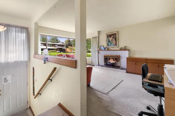 628 East St. James Road, North Vancouver For Sale - image 7