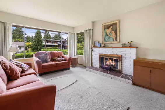628 East St. James Road, North Vancouver For Sale - image 9