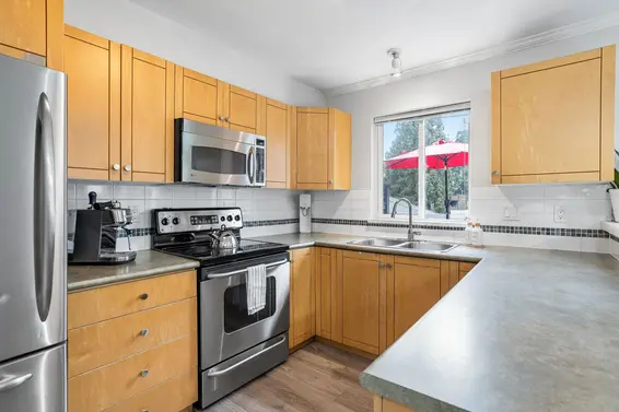 12 1071 Lynn Valley Road, North Vancouver For Sale - image 10