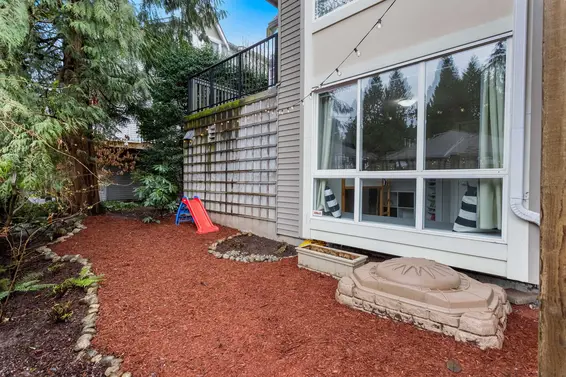 12 1071 Lynn Valley Road, North Vancouver For Sale - image 4