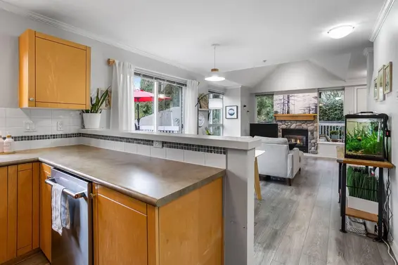 12 1071 Lynn Valley Road, North Vancouver For Sale - image 9