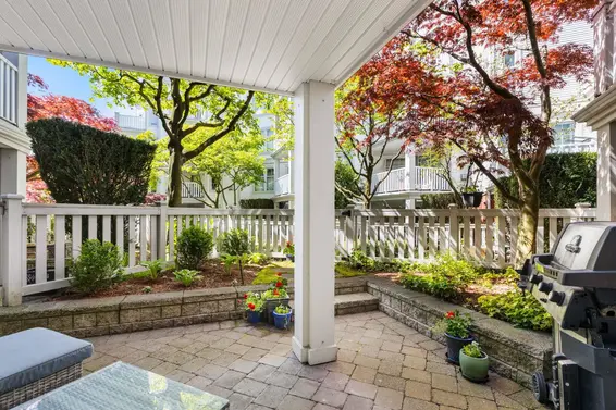 113 147 East 1st Street, North Vancouver