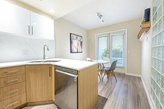 206 3151 Woodbine Drive, North Vancouver For Sale - image 12