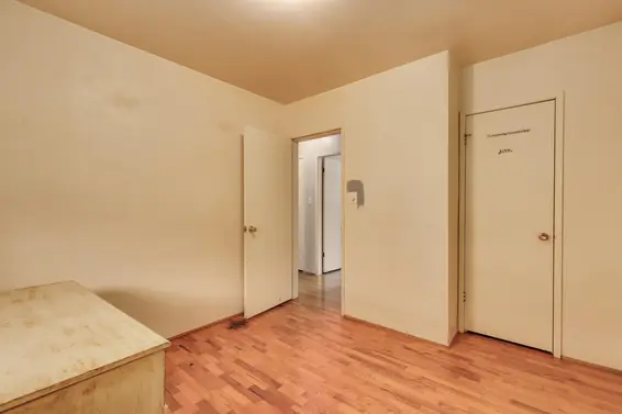 1118 Cloverley Street, North Vancouver For Sale - image 28