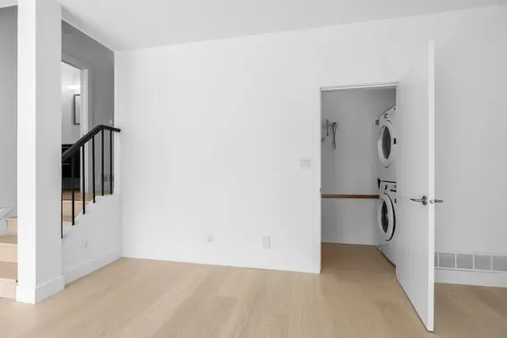 552 West 25th Street, North Vancouver For Sale - image 8