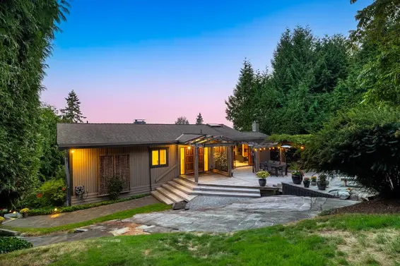 4615 Woodgreen Drive, West Vancouver For Sale - image 33