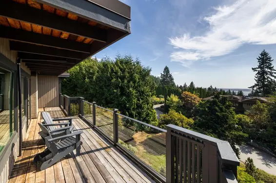 4615 Woodgreen Drive, West Vancouver For Sale - image 6