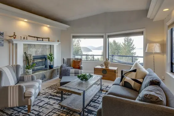 370 Bayview Place, LIONS BAY For Sale - image 5