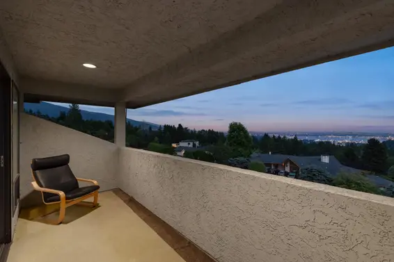 1285 Chartwell Crescent, West Vancouver For Sale - image 32