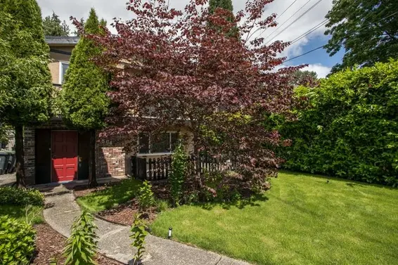 1564 Hope Road, North Vancouver