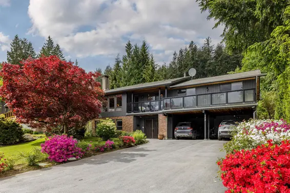 548 East Braemar Road, North Vancouver
