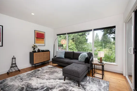 3855 Hillcrest Avenue, North Vancouver For Sale - image 11