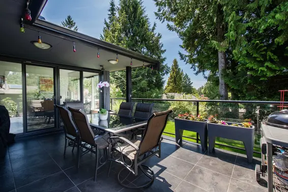 3855 Hillcrest Avenue, North Vancouver For Sale - image 35