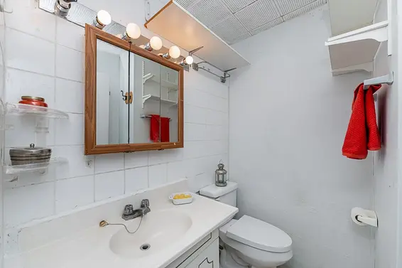 723 Handsworth Road, North Vancouver For Sale - image 21