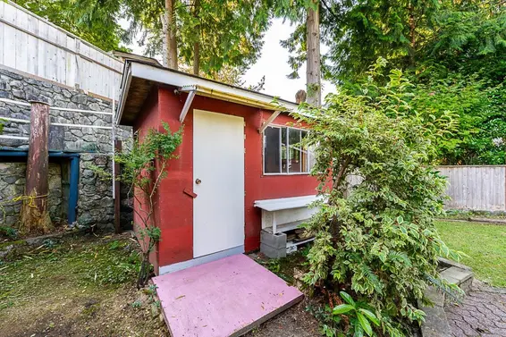 723 Handsworth Road, North Vancouver For Sale - image 30