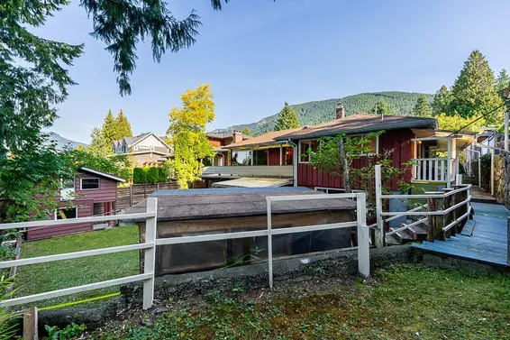 723 Handsworth Road, North Vancouver For Sale - image 32