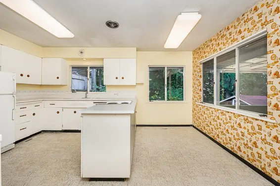 723 Handsworth Road, North Vancouver For Sale - image 6