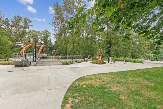 302 1401 Hunter Street, North Vancouver For Sale - image 27