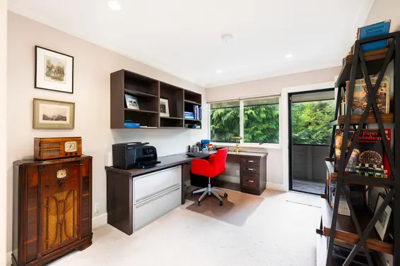 4423 Patterdale Drive, North Vancouver For Sale - image 30