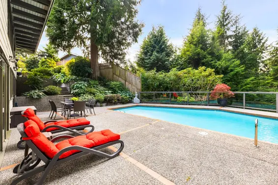 4423 Patterdale Drive, North Vancouver For Sale - image 39