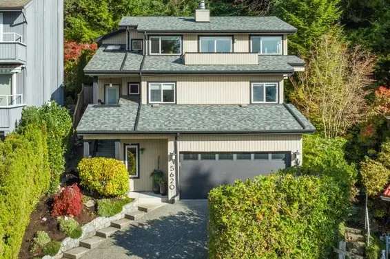 5620 Eagle Court, North Vancouver