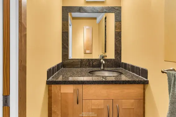 3859 Calder Avenue, North Vancouver For Sale - image 13