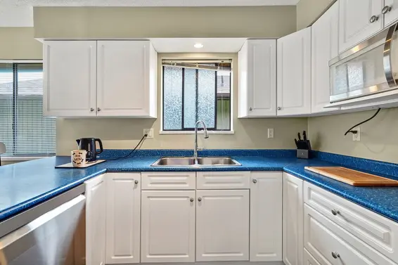 1140 Croft Road, North Vancouver For Sale - image 3