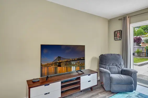 1140 Croft Road, North Vancouver For Sale - image 7