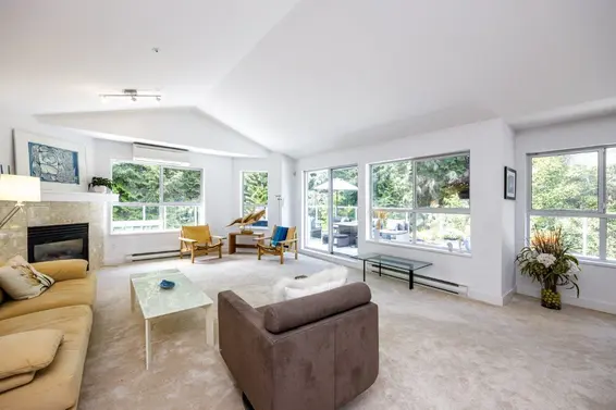 401 1283 Parkgate Avenue, North Vancouver