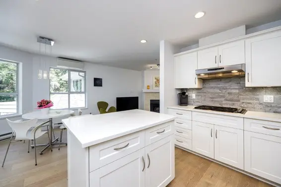 401 1283 Parkgate Avenue, North Vancouver For Sale - image 14