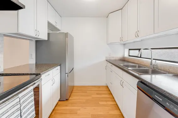 216 140 East 4th Street, North Vancouver For Sale - image 3