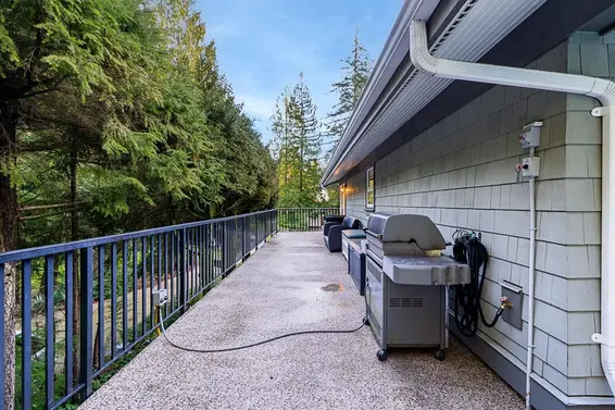 4640 Woodburn Road, West Vancouver For Sale - image 27