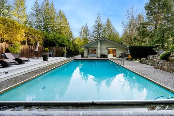 4640 Woodburn Road, West Vancouver For Sale - image 32