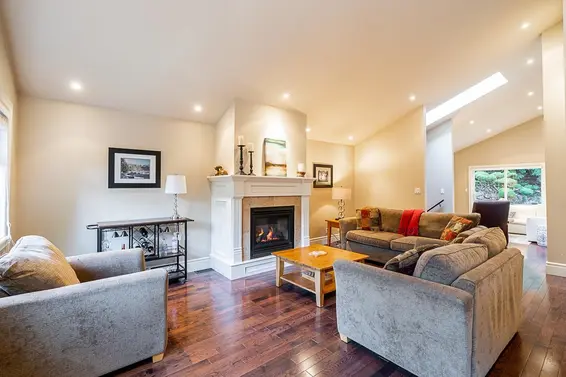 4640 Woodburn Road, West Vancouver For Sale - image 5