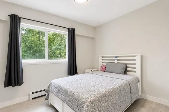1398 Chamberlain Drive, North Vancouver For Sale - image 15