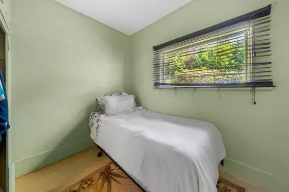 652 West 14th Street, North Vancouver For Sale - image 17