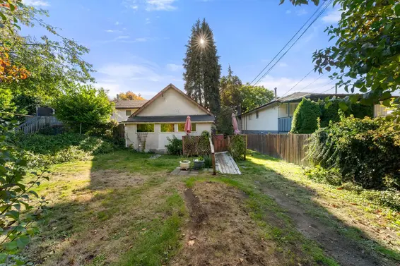 652 West 14th Street, North Vancouver For Sale - image 22