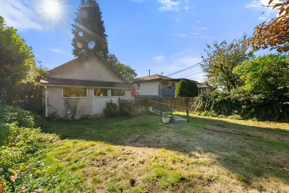652 West 14th Street, North Vancouver For Sale - image 23