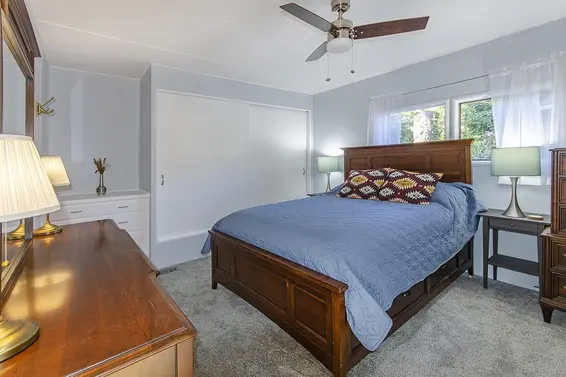 227 Tomahawk Avenue, West Vancouver For Sale - image 6