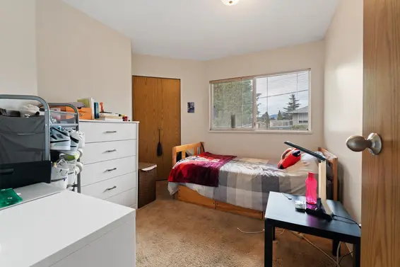 332 St. Patrick's Avenue, North Vancouver For Sale - image 12