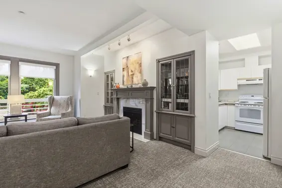 209 843 22nd Street, West Vancouver For Sale - image 19