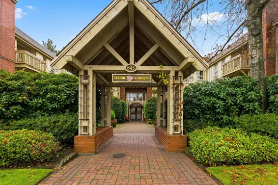 209 843 22nd Street, West Vancouver For Sale - image 21