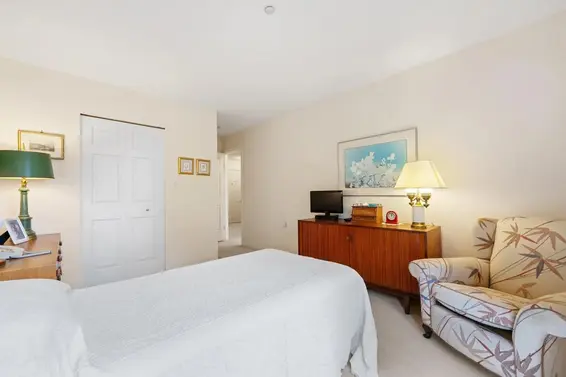 209 843 22nd Street, West Vancouver For Sale - image 7