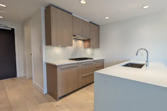 802 1210 East 27th Street, North Vancouver For Sale - image 9