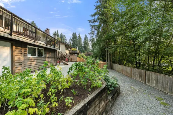 1967 Hyannis Drive, North Vancouver For Sale - image 38
