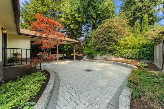 1967 Hyannis Drive, North Vancouver For Sale - image 39