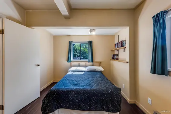 4585 Raeburn Street, North Vancouver For Sale - image 15
